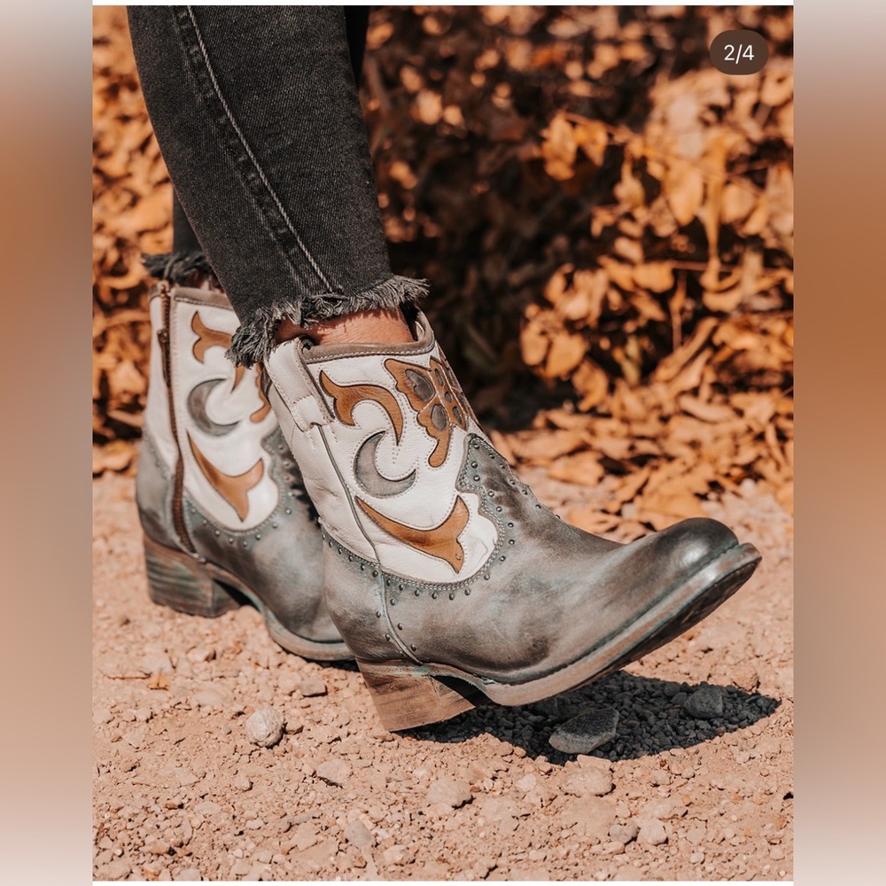 Freebird Tash Blue Ankle Boots with Gold Accents 7 - Picture 10 of 10